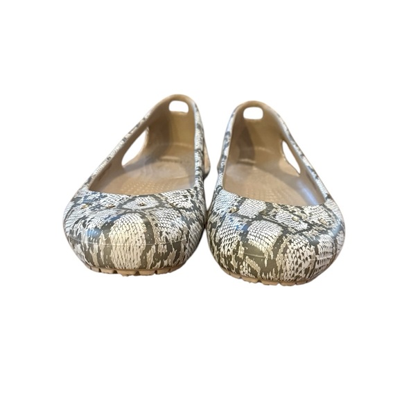 CROCS Kadee Snakeskin Flats Women’s Size 5 - Picture 4 of 8